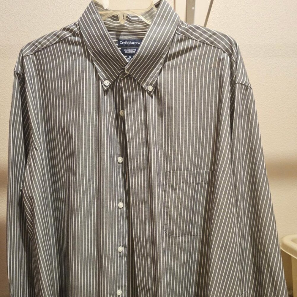 Men's Croft & Barrow Striped Button Up Shirt Size XL (17 1/2 -18) (34/35 Sleeve)